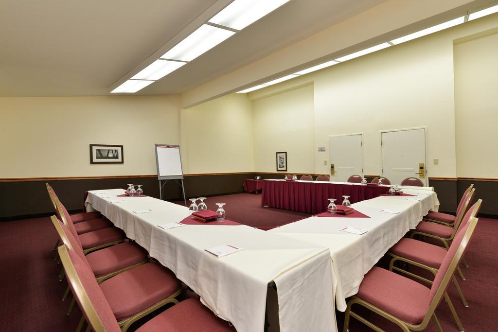 Hawthorn Suites Сакраменто Екстериор снимка