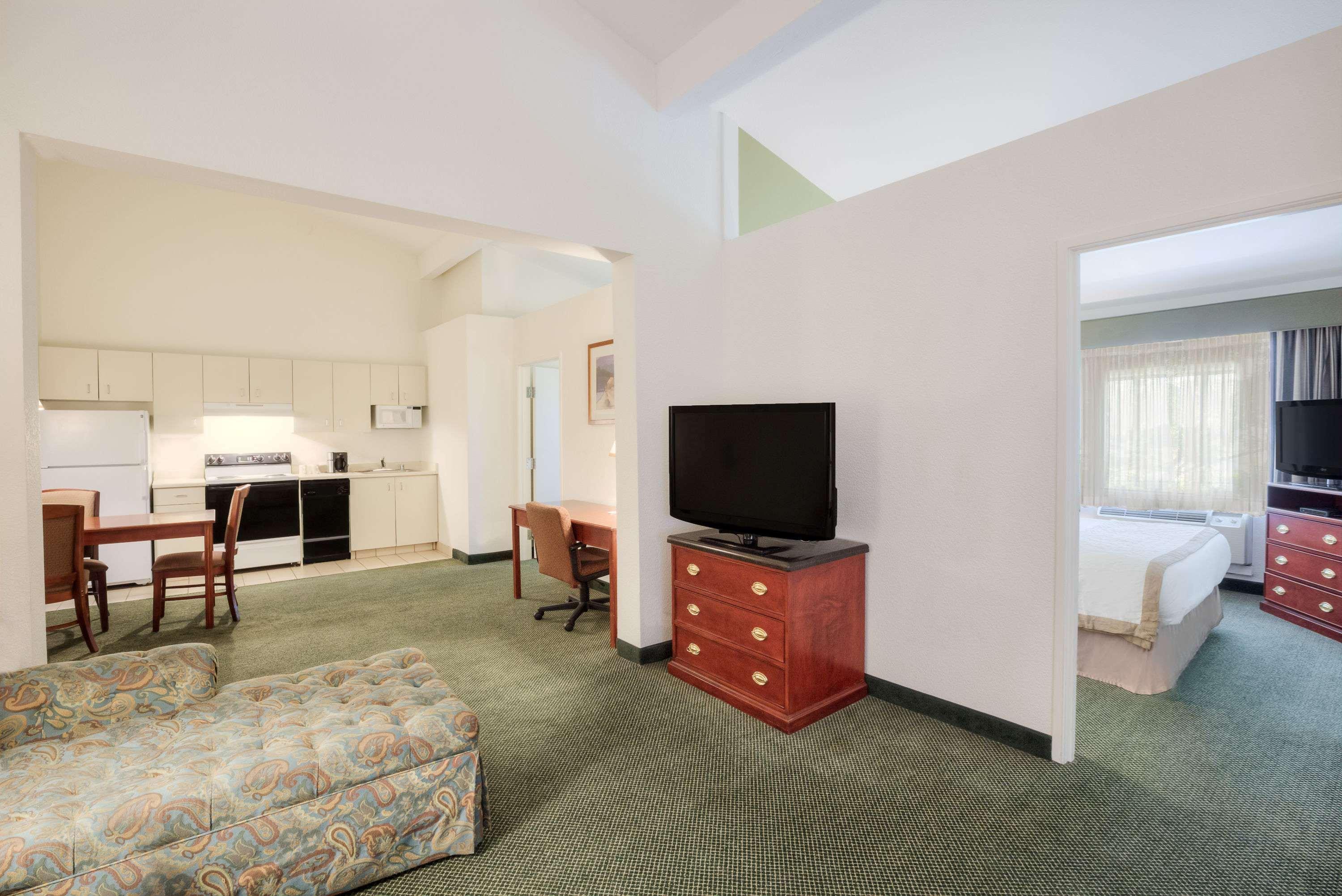 Hawthorn Suites Сакраменто Екстериор снимка
