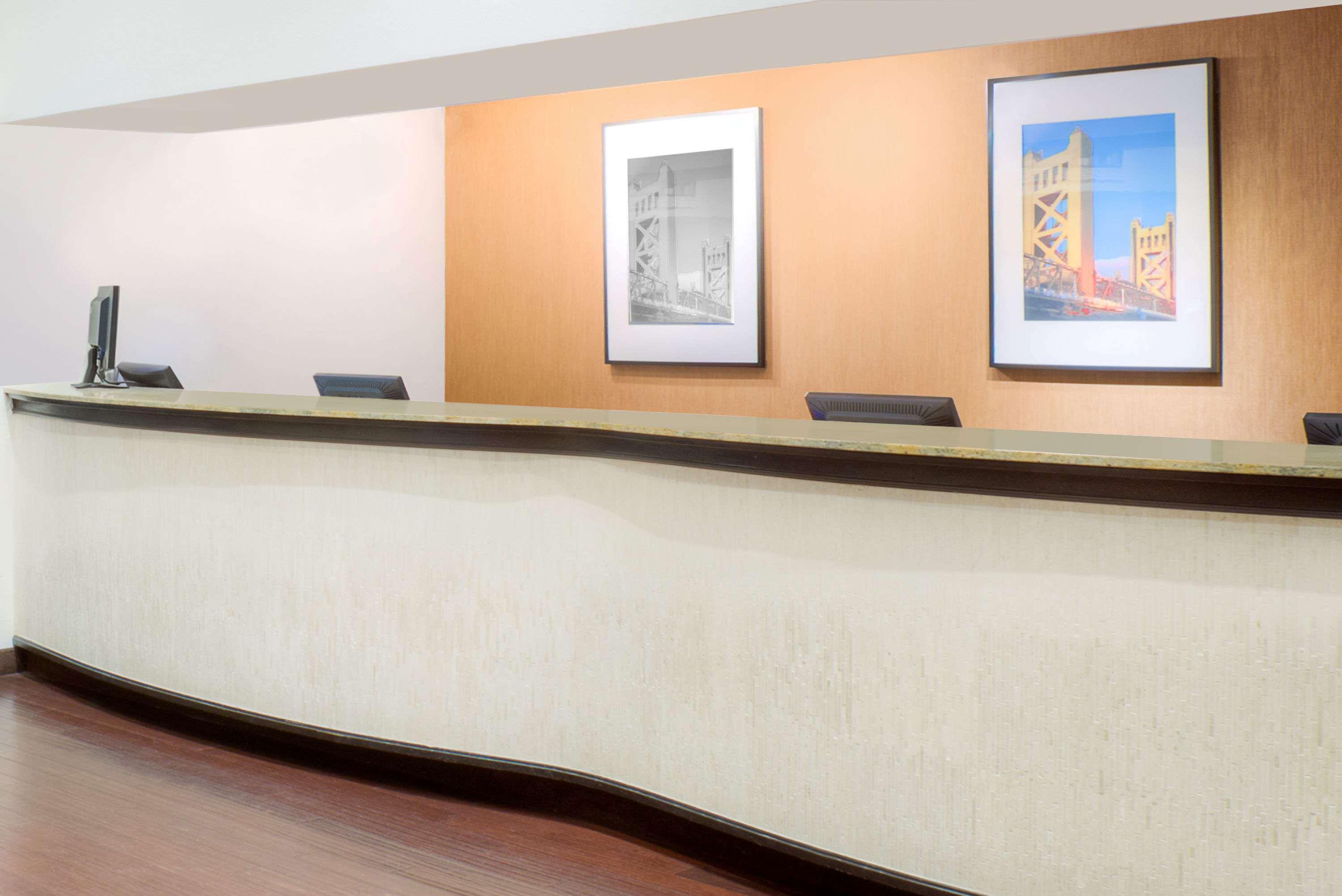Hawthorn Suites Сакраменто Екстериор снимка