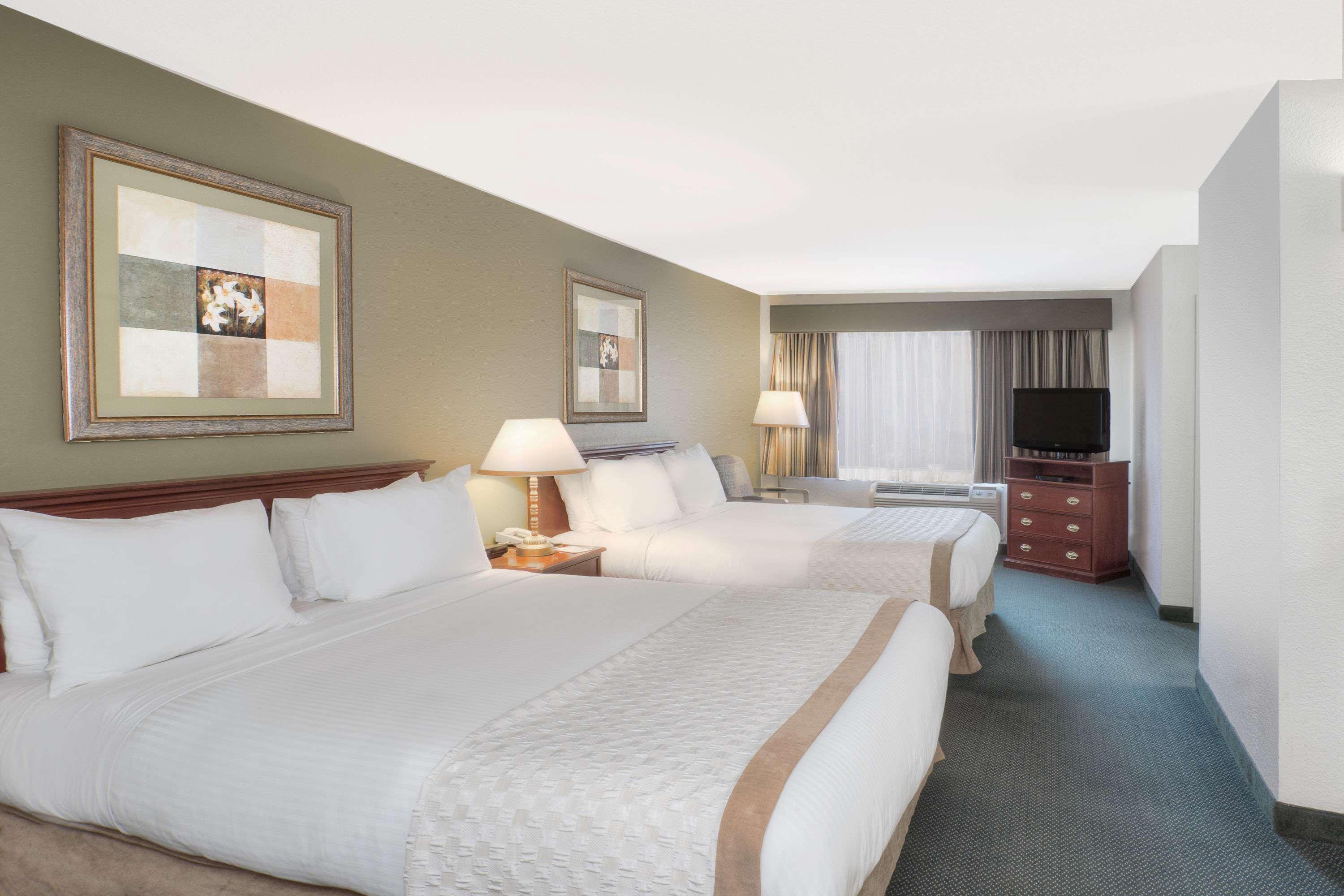 Hawthorn Suites Сакраменто Екстериор снимка